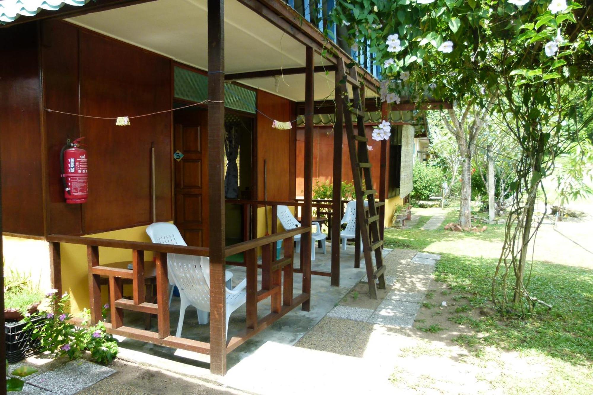 Cheers Garden Chalet Kampong Ayer Batang Exteriör bild